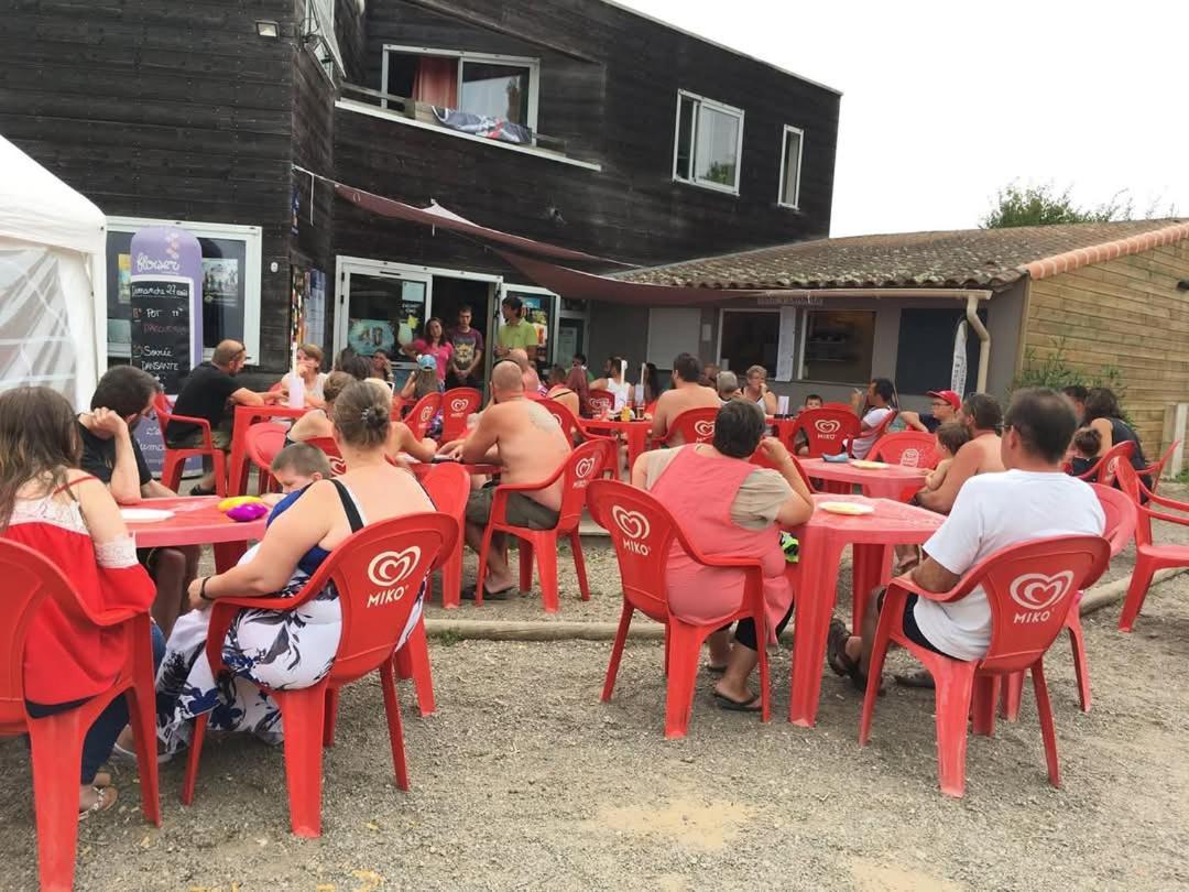 Mobil-Home Le Petit Paradis Vendeen Camping 3 Etoiles 7Km Des Plages Avrillé Exterior photo